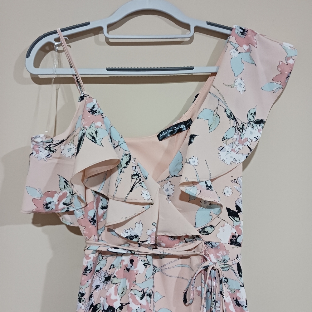 SOLD Flutter Shoulder Hi-Lo Maxi Dress - Picture 4 of 12
